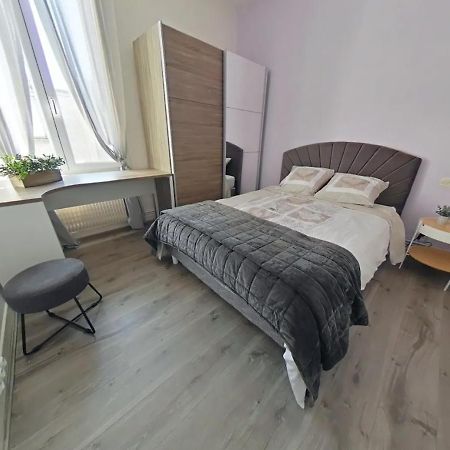 Appartamento Logement Place D'Erlon Hypercentre Avec Balcon Reims Esterno foto